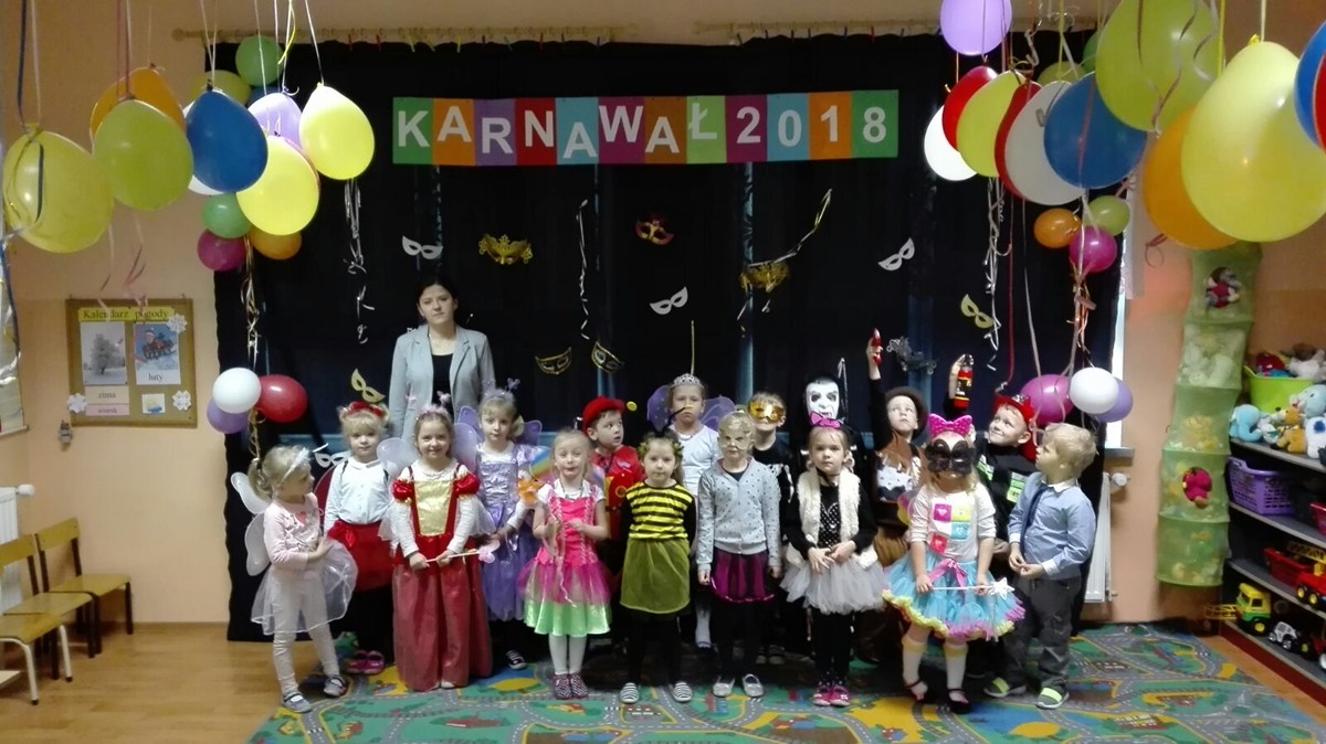 Bal karnawaowy w Oddziale Przedszkolnym przy Szkole Podstawowej im. Jana Brzechwy w Grabienicach