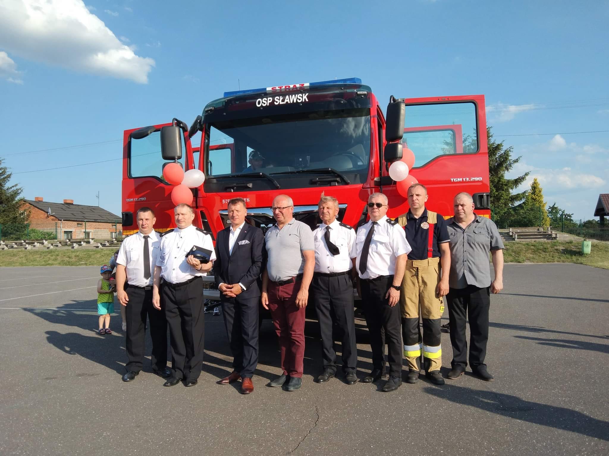 Nowy wóz strażacki dla OSP Sławsk