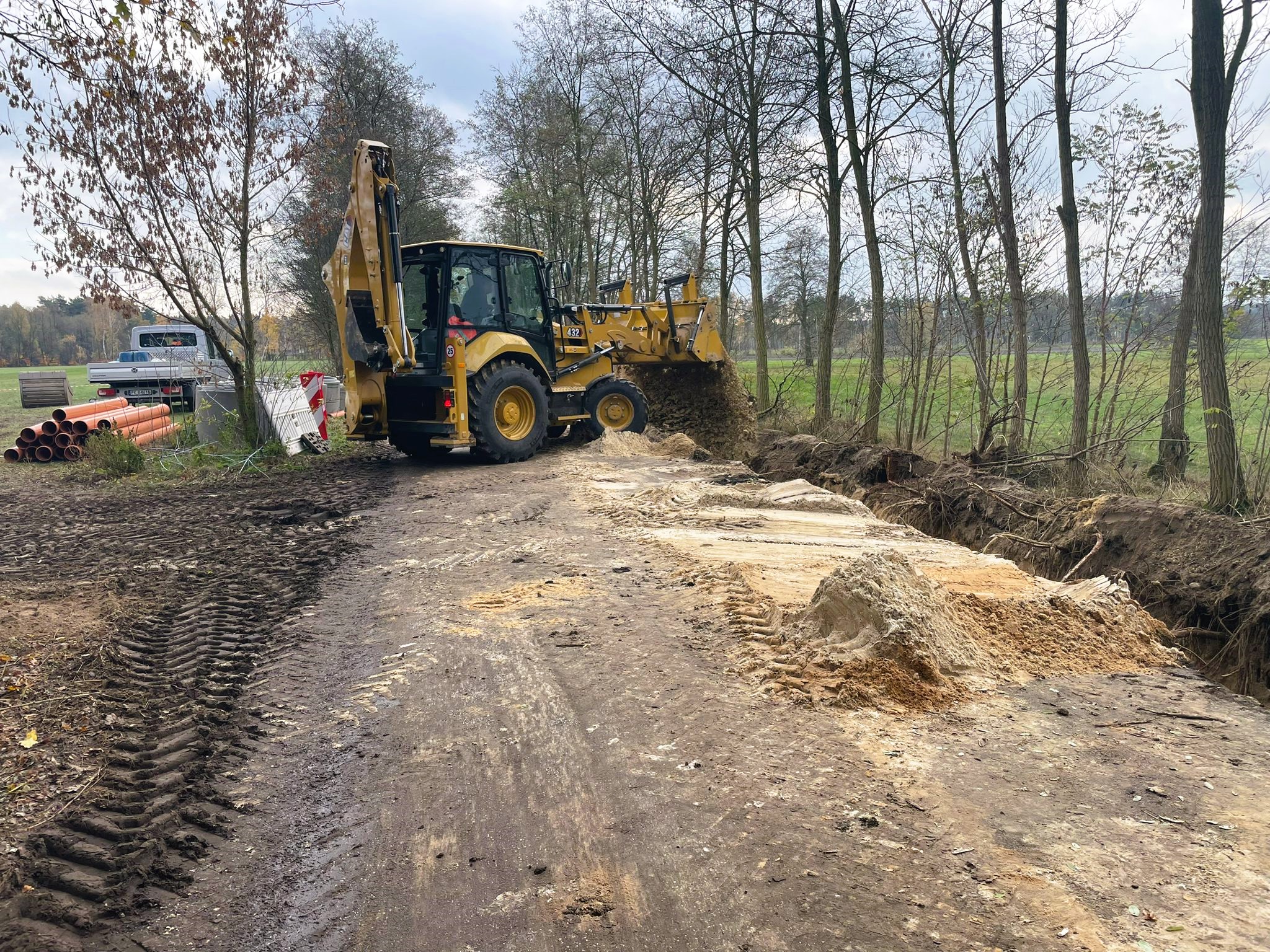 Budowa wodociągu i kanalizacji sanitarnej w miejscowości Kowalewek