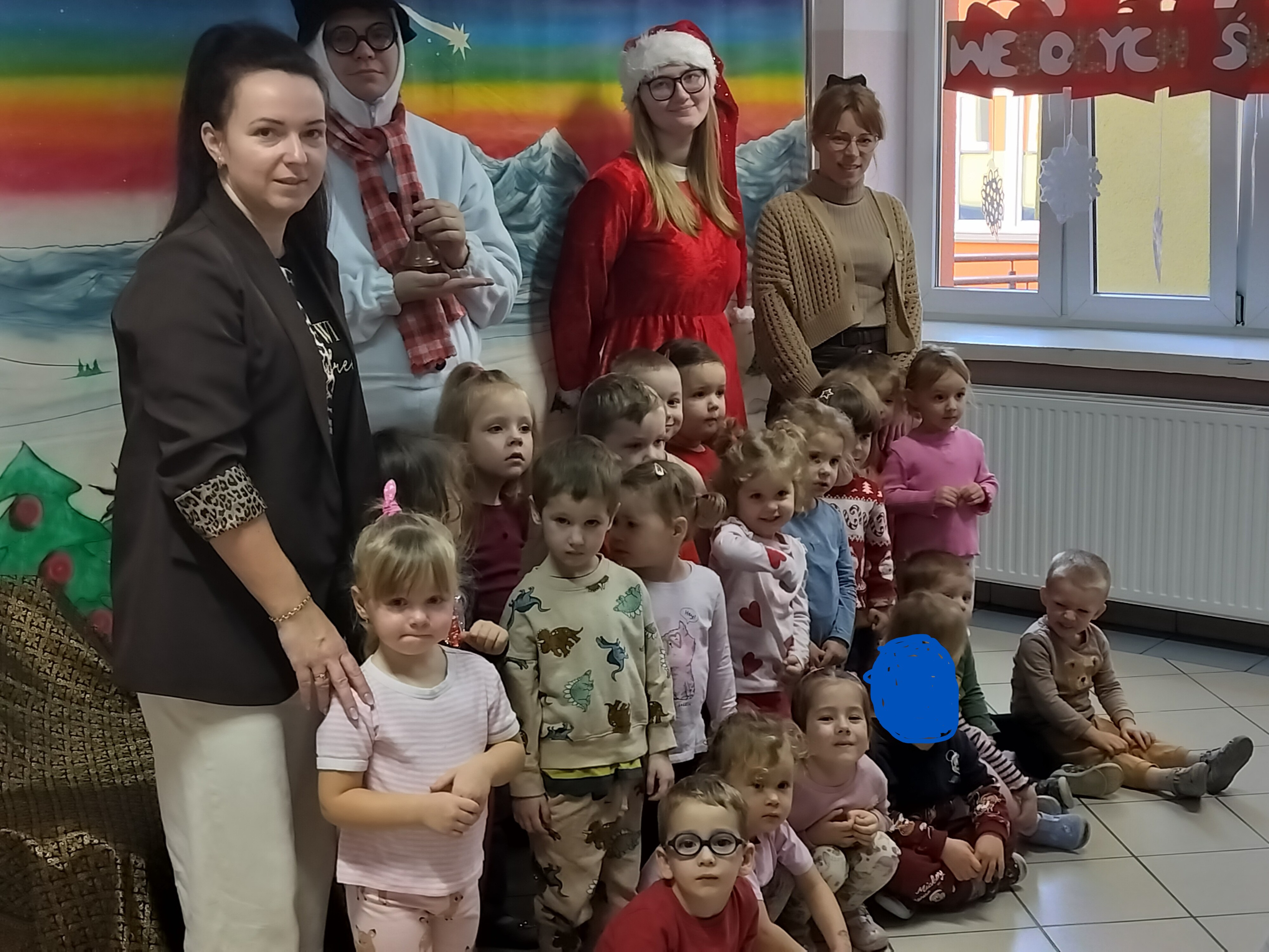 Zimowa afera - kto� porwa� Renifera!