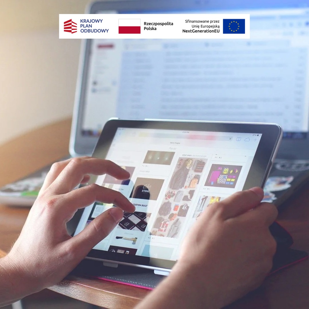 Szko�y podstawowe Gminy Rzg�w otrzymaj� nowe zestawy do nauczania zdalnego