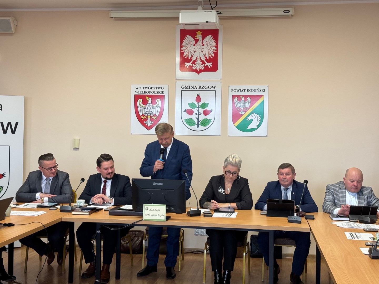 Informacja z XIX Sesji Rady Gminy Rzg�w.